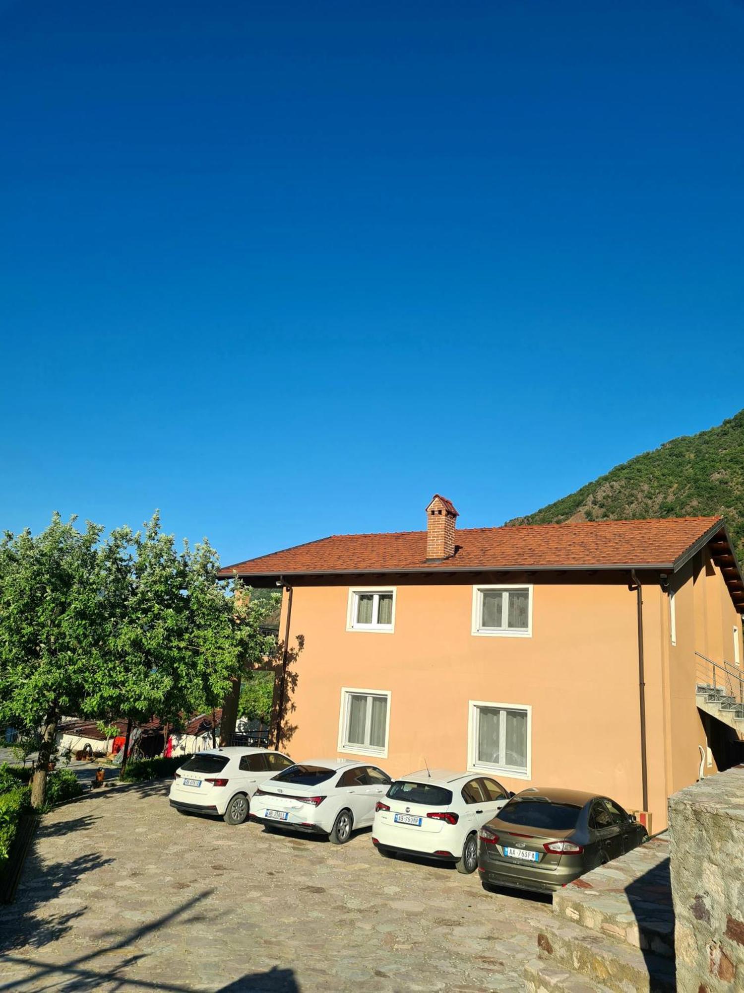 Koman_Lakeview_Apartments Σκόδρα Εξωτερικό φωτογραφία